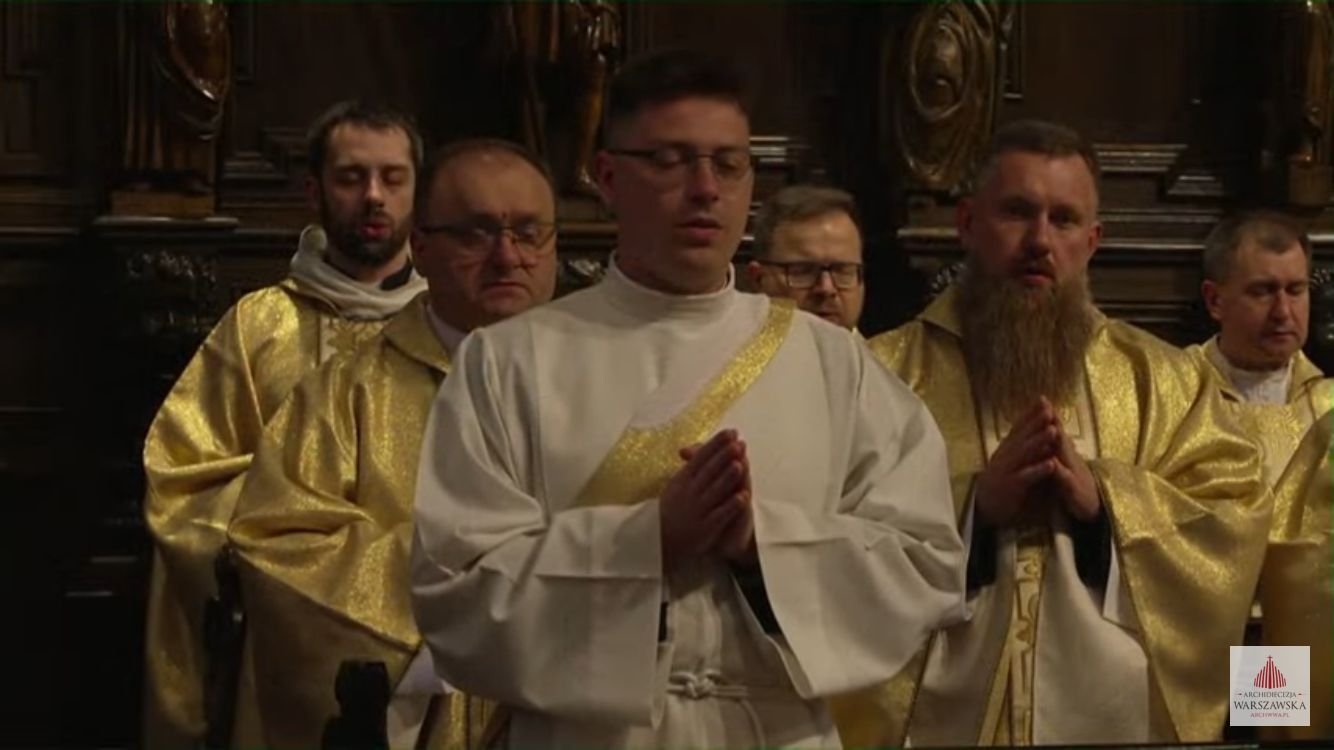 Read more about the article Święcenia Kapłańskie ks. Dawida Charzewskiego i Msza Prymicyjna w naszej Parafii